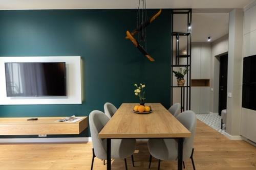 Мы тоже закончили капитальный ремонт в небольшой квартире. 01