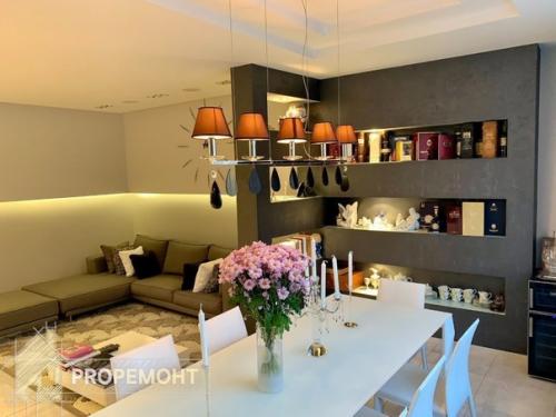 Очень долго продумывали дизайн нашей квартиры вместе с дизайнером. 01