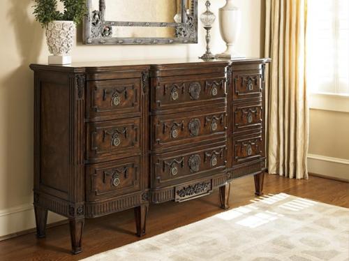 Комод - один из самых удобных способов хранения одежды и мелочей. 02