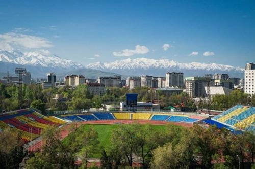 Окончен капитальный ремонт небольшой двушки студии с видом на горы, площадью 49 кв. 09