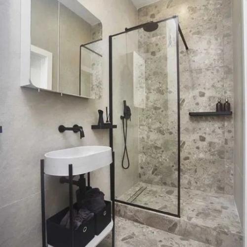 Очередные апартаменты были сданы сразу же после ремонта. 08