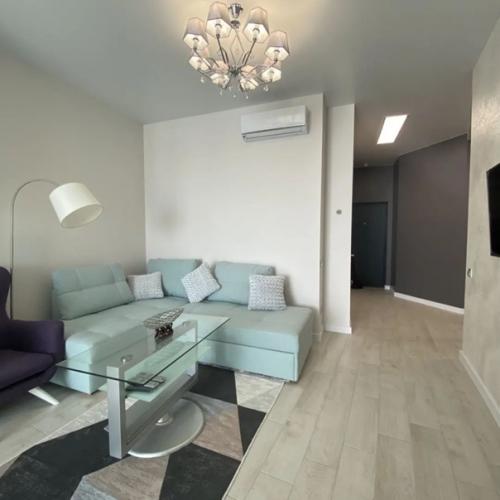 Всего 62 кв. 02