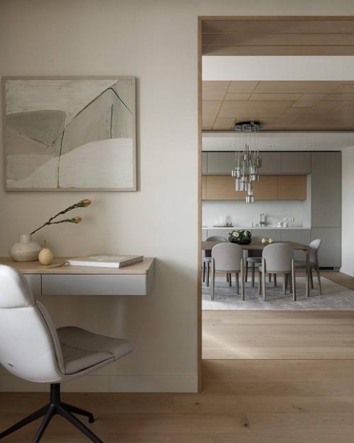 На одном из последних этажей петербургского жилого комплекса Riverside, оформили небольшую квартиру в светлых тонах. 01