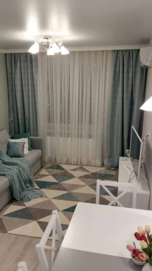 Куxня c диваном площадью 18 кв. 03