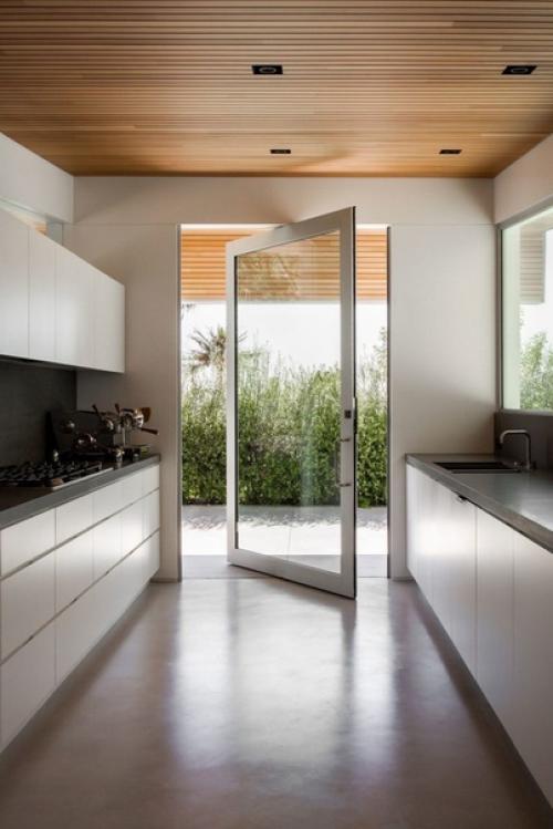 Актер Джейсон стейтем приобрел дом в Лос-анджелесе и сделал из него настоящую холостяцкую берлогу. 01