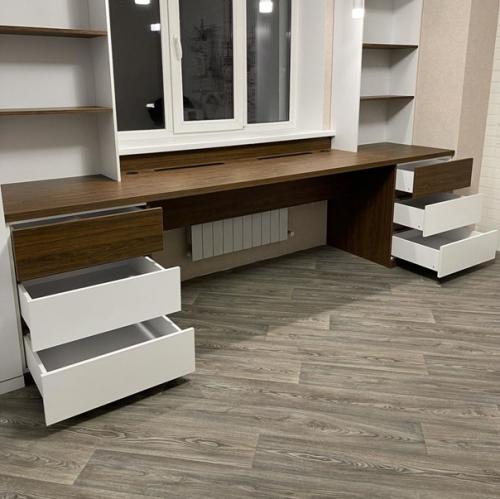 Оборудовали рабочую зону в детской комнате. 07