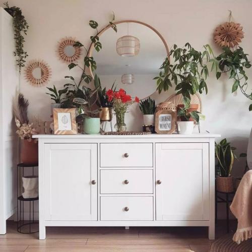 Действительно, в квартире очень уютно, а светлые тона визуально увеличивают комнаты. 03