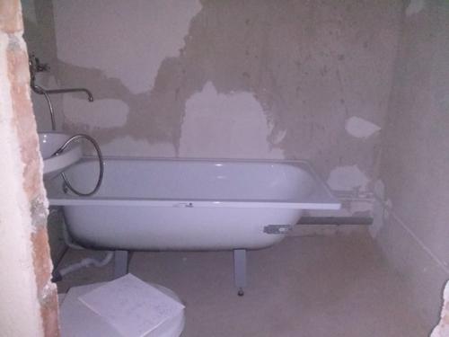 Прощу помощи.  Купили квартиру в новостройке. 01