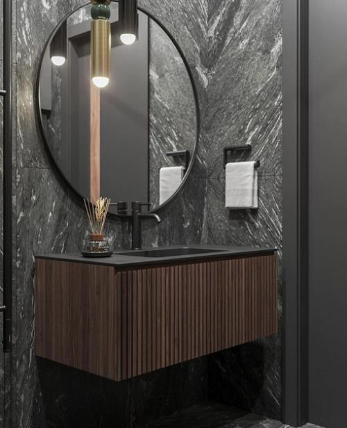 Тёмный и стильный интерьер ванной комнаты. 01