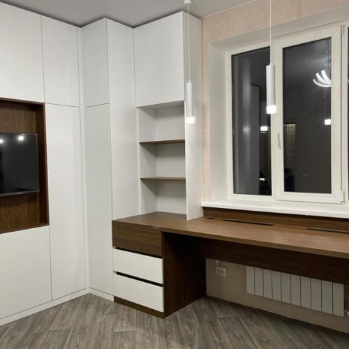 Оборудовали рабочую зону в детской комнате. 02