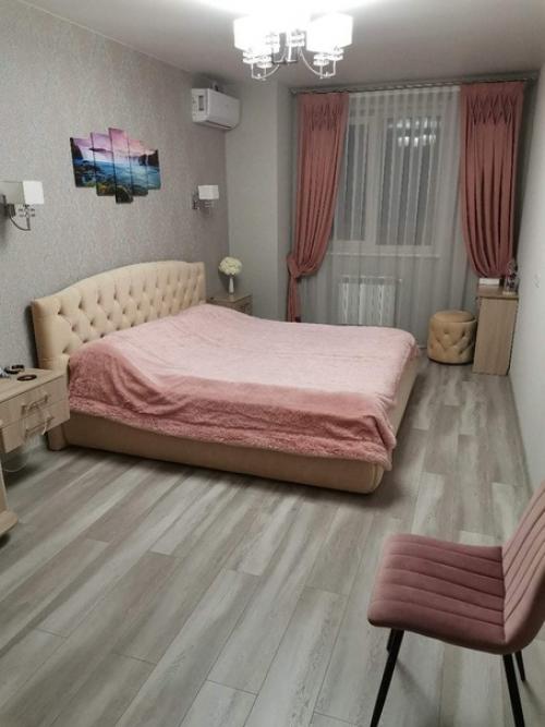 Долго делали ремонт, к свадьбе не успели, но в итоге после закончили. 06