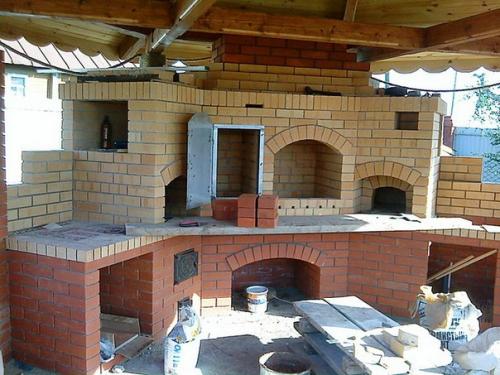 Беседка с мангалом своими руками. 01