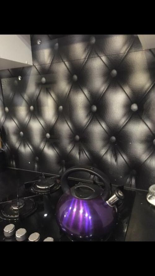 Почти закончили остались последние штрихи (замена карнизов и плинтусов) гостиная 30 кв. 01