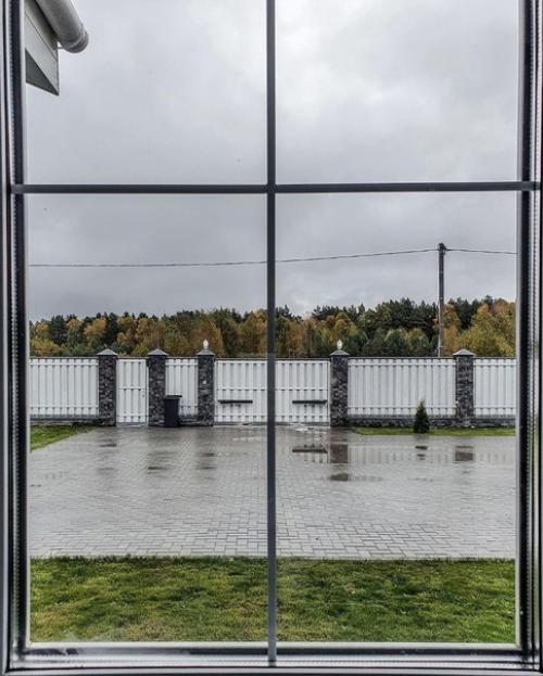 Замечательный загородный дом после строительства и обустройства. 04