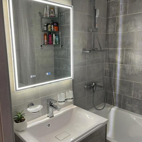 18 дней на капитальный ремонт санузлов. 01