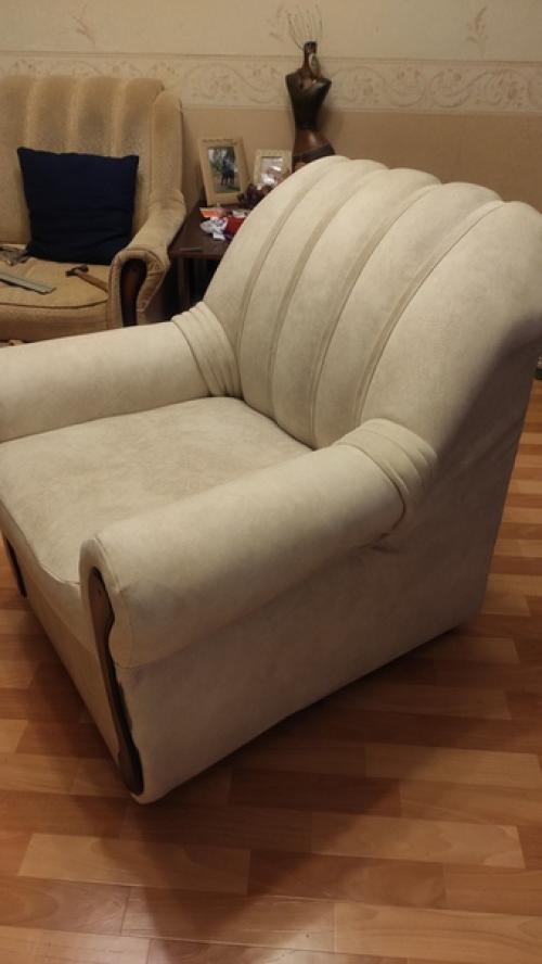 Перешили диван и кресло с супругой своими руками. 05