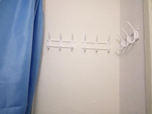 Делали ремонт с мужем в ванной. 08