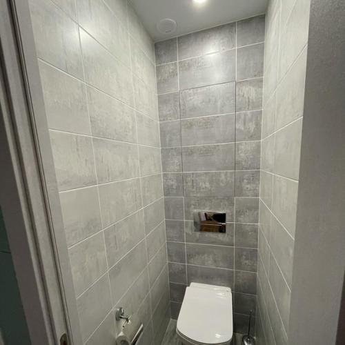 18 дней на капитальный ремонт санузлов. 09