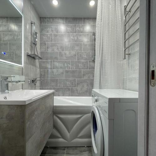 18 дней на капитальный ремонт санузлов. 03