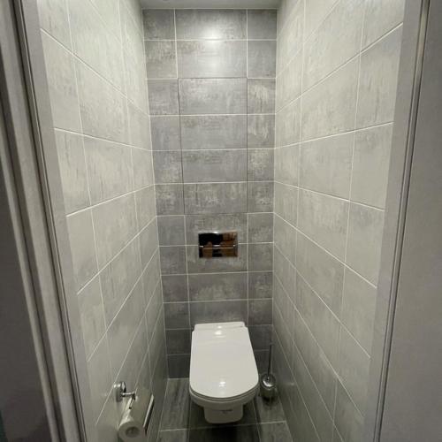 18 дней на капитальный ремонт санузлов. 07