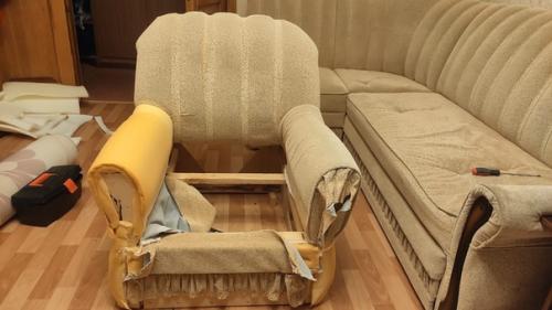 Перешили диван и кресло с супругой своими руками. 01