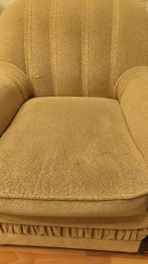 Перешили диван и кресло с супругой своими руками. 03