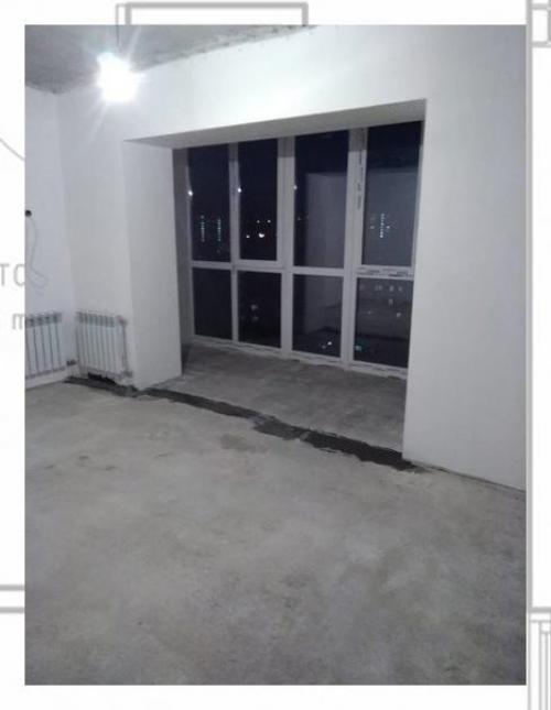 В процессе ремонта решили присоединить к комнате балкон. 01