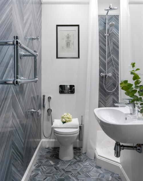 Даже крошечная ванная комната может быть стильной и функциональной. 06