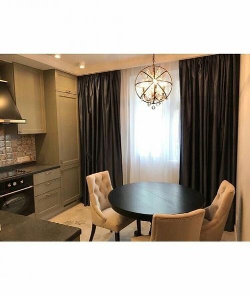 Приглянулся гарнитуp, купила. 09