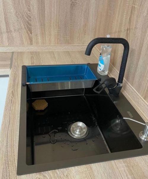 Ну а это наша кухня после капитального ремонта. 08