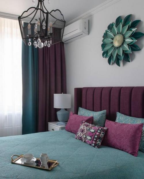 Дизайн этой квартиры, общей площадью 42 м 2 был разработан для проживания двух человек - заказчицы и ее 10 летней дочери. 06