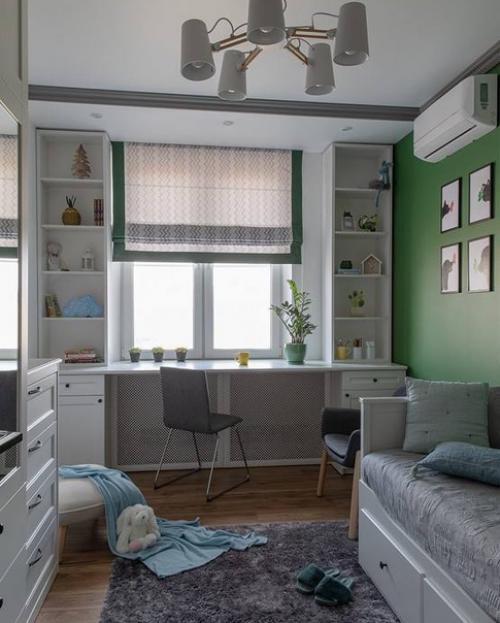 Дизайн этой квартиры, общей площадью 42 м 2 был разработан для проживания двух человек - заказчицы и ее 10 летней дочери. 04