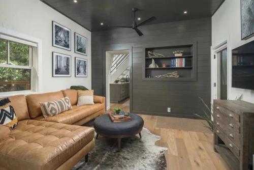 Небольшой частный домик с интересным дизайном, грамотной и удобной организацией пространства и высоким функционалом. 02