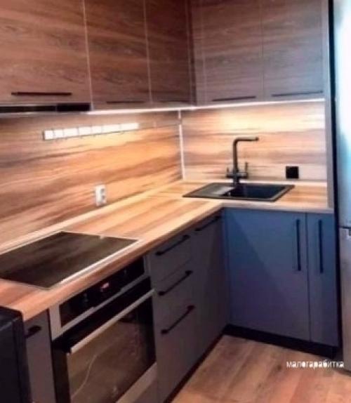 Девушка после развода ремонт в квартире сама сделала. 04