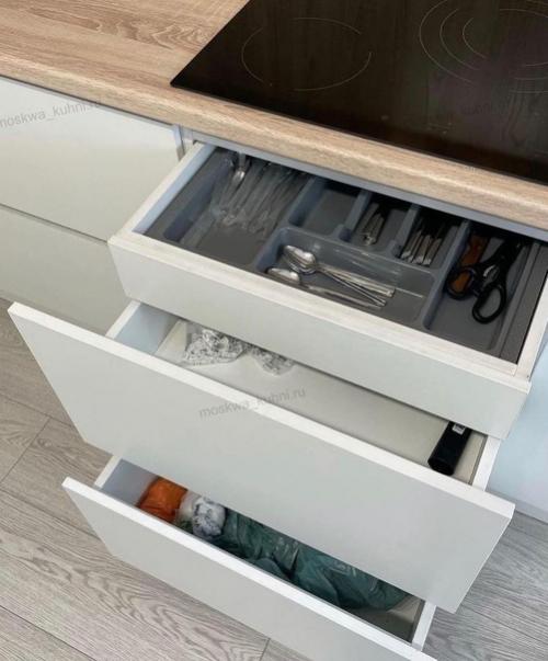 Ну а это наша кухня после капитального ремонта. 04