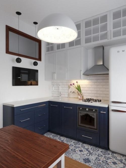 Маленькая кухня (7 кв. 01