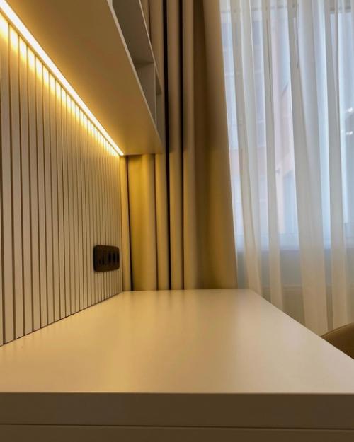 Очень атмосферный уголок для работы дома. 04