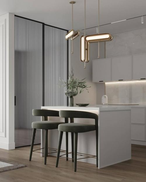 Интерьер просторной квартиры в светлых тонах. 06