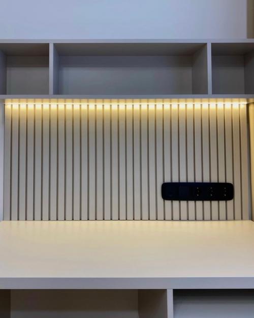 Очень атмосферный уголок для работы дома. 05