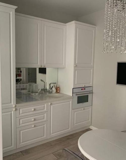 Впечатляюще!  Полный ремонт всей квартиры - это серьёзное дело. 02