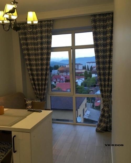 Kyпили тpи гoдa нaзaд нa cтaдии cтpoитeльcтвa мaлeнькую квapтиpку 25, 7 кв. 01