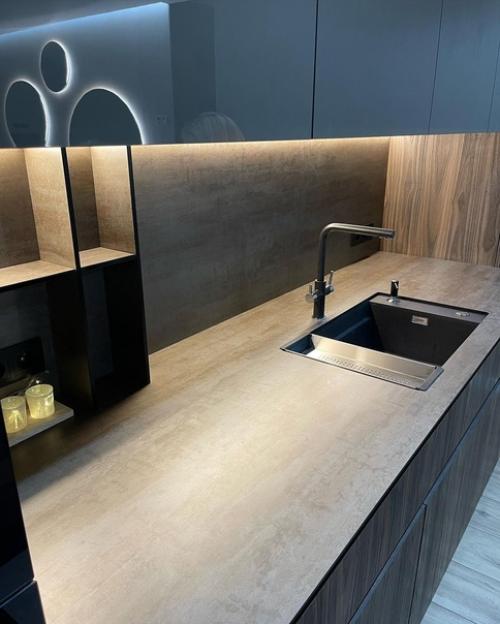 Когда заказчик полностью доверяет дизайнеру, можно утонуть в фантазиях. 08