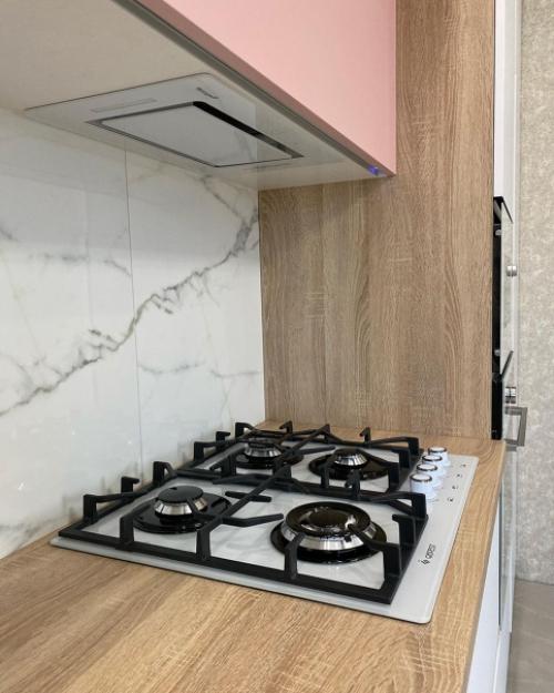 Красивая и нежная кухня после монтажа. 03