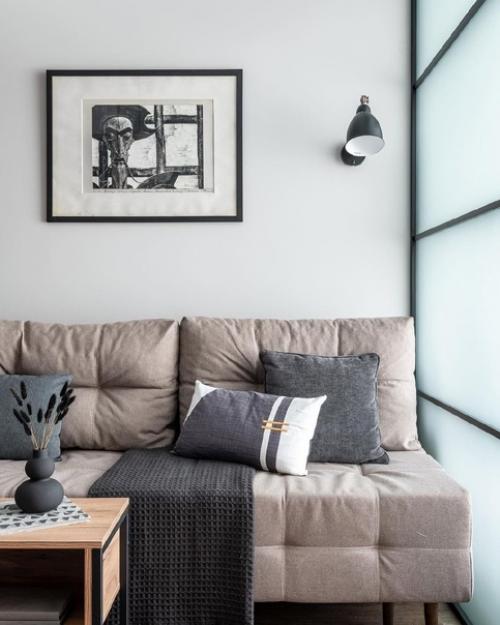 Хозяева этой студии ее под будущую продажу готовили. 04