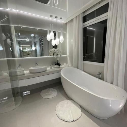 212 кв.  м после капитального ремонта по дизайн - проекту. 19. 03