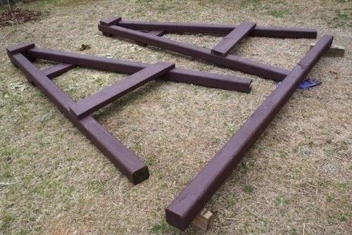 Мы делаем качели во дворе своими руками. 03