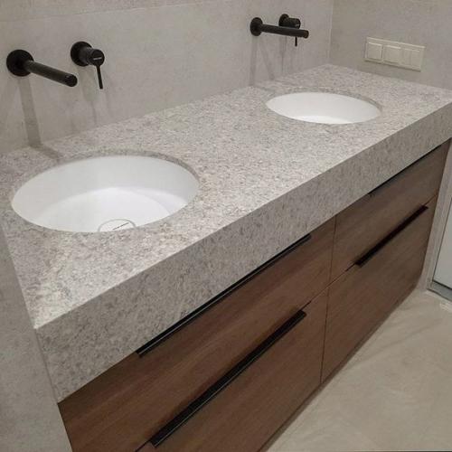 Какую столешницу и умывальник лучше для ванной комнаты выбрать? 05