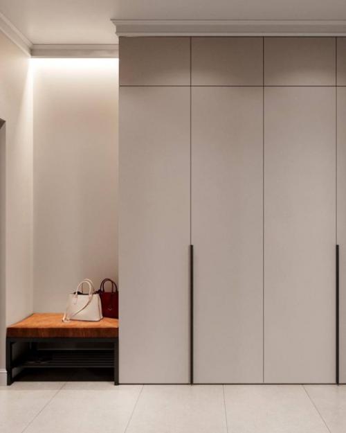 Интерьер прихожей и кухни - гостиной в светлых тонах. 09