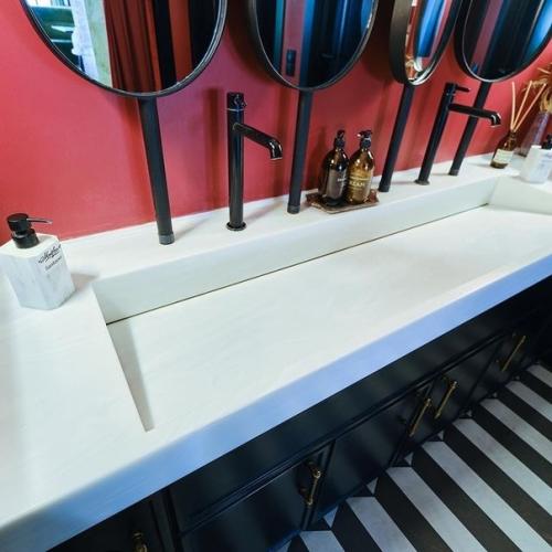 Какую столешницу и умывальник лучше для ванной комнаты выбрать? 08