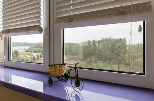 Ваш подоконник совсем товарный вид потерял? 03